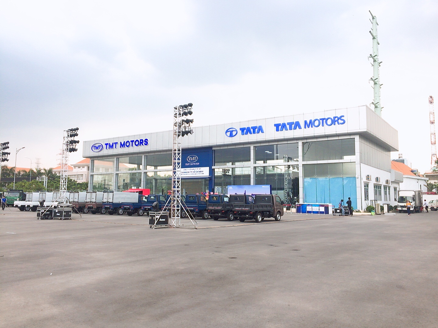 GIỚI THIỆU