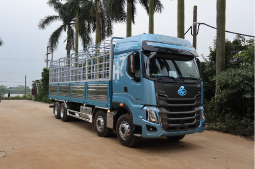 kha nang van hanh Chenglong 8x4 360HP