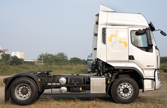 ĐẦU KÉO 1 CẦU CHENGLONG H5 360HP
